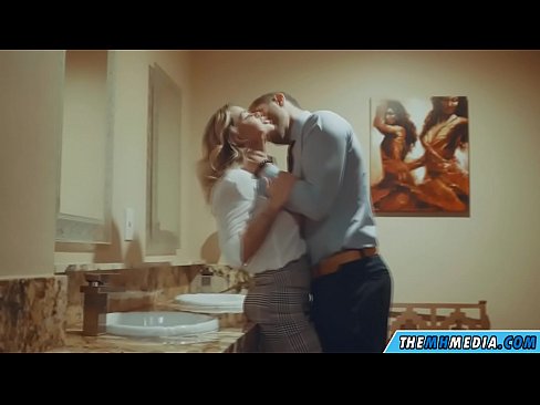 ❤️ כשבלונדינית חזה מפתה אותך בשירותים ציבוריים ❤❌ סקס איכותי אצלנו iw.porn-impact.ru ❌️❤